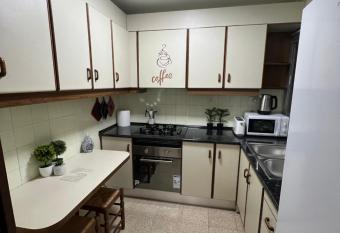 Apartamentos Atlas Terrassa IV (Les Escoles) has Balcony rooms