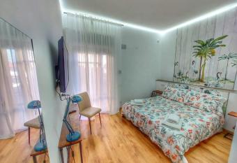 Casa da Raffaella has Balcony rooms