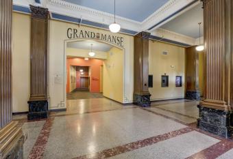 FRONTDESK The Grand Manse Apts Downtown Lincoln allows 18 year olds to book a room