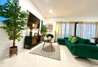 The Jungle House Special Rate 15 guests by FL Keys has Balcony rooms