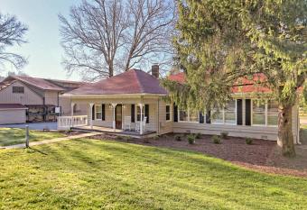 Upcountry Inn - Whole Property has Balcony rooms