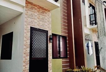 Minglanilla Cebu Highlands Townhouse allows 18 year olds to book a room