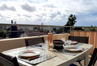 34m south facing with terrace and open view has Balcony rooms