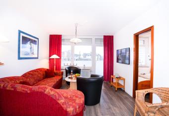 Marina45, Gr  mitz has Balcony rooms