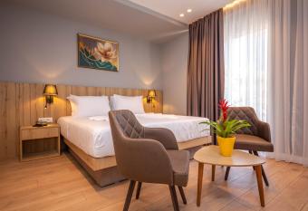 Azure Inn Hotel allows 18 year olds to book a room