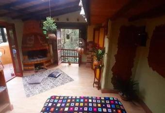 Botanico Hostal has Smoking/Balcony rooms