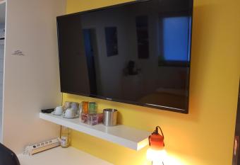 Klein und fein allows 18 year olds to book a room