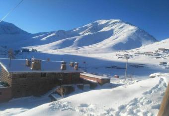 Gite Oukaimeden has Balcony rooms