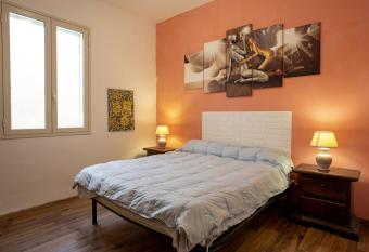 Ginevra Vista Mare has Smoking/Balcony rooms