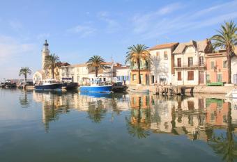 Fleur des Sables * Clim * Parking * Mer    10 minutes allows 18 year olds to book a room