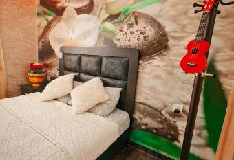 Private Suite in a Shared Appartement - Travelers  Cozy Private Suite Near Casablanca Airport - Mohammed V Airport allows 18 year olds to book a room