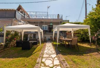 Fantasea Apartments has Balcony rooms