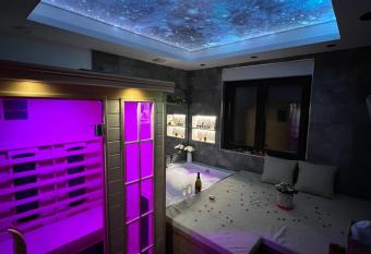 You & Me spa apartment has rooms with a private hot tub
