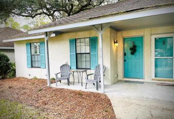 Anytime Cottage - 234 Island Drive has Balcony rooms