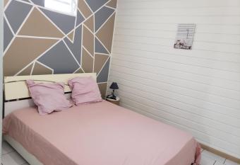 ptit coin hibiscus2 has Balcony rooms