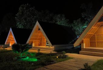 Dwarf Guest House has Balcony rooms