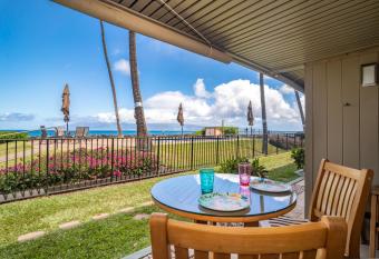 Hale Kai 115 condo has Balcony rooms