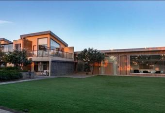 Redhomex 96Bliss 4BHK has Balcony rooms