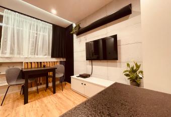 KOBIELA APARTMENTS - Park   l  ski has Balcony rooms