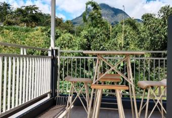 Azzima villa has Balcony rooms