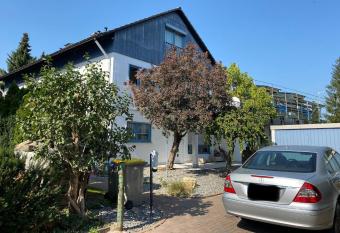 Moderne Wohnung in Mannheim has Balcony rooms