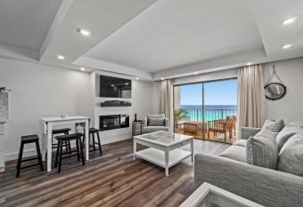 The Summit 803 o Luxury Beach Resort Condo o Beachfront o Incredible Views o Beach Chairs And Sunshade Provided In Condo has rooms with a private hot tub