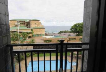 Surabaya 21 has Balcony rooms