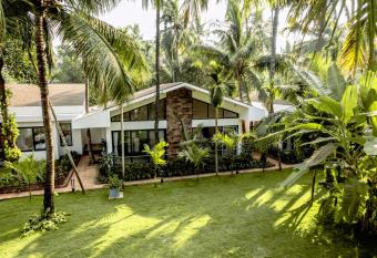 Coco Palms Resort, Diveagar has Balcony rooms