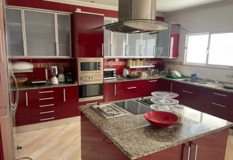 Casa Luxuosa na Ilha do Mussulo has Balcony rooms