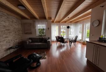 Villa Toskana Wohnung 2 has Balcony rooms