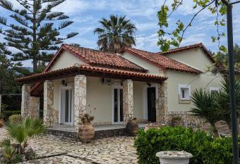 Almyros Garden House has Balcony rooms