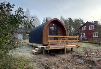Hobbit Hut allows 18 year olds to book a room