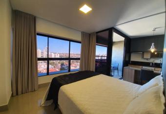 Est  dio Confort  vel no 12   Andar do Ed. Vertigo has Balcony rooms