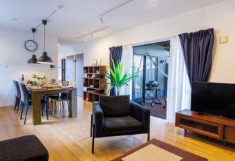             BBQ&         &                                                           16                Cottage Uruma has rooms with a private hot tub