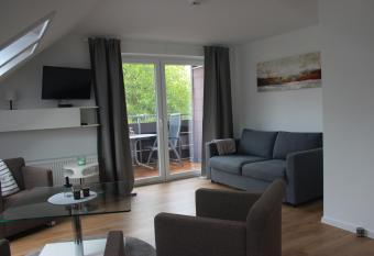 Ferienwohnung Kobel 25 allows 18 year olds to book a room