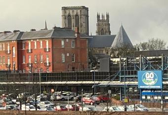 Superb New Built City Centre Flats has Balcony rooms