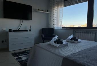 Casa Manthone - Intero Appartamento allows 18 year olds to book a room