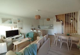 Le Petit Eden des Dunes has Balcony rooms