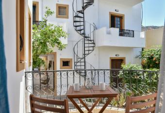 Studio Eva Studios & Apartments-5 has Balcony rooms