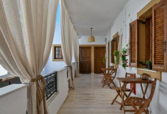 Studio Eva Studios & Apartments-2 has Balcony rooms