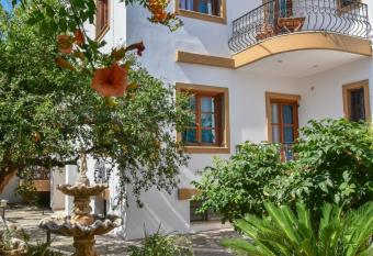 Apartment Eva Studios & Apartments-10 has Balcony rooms