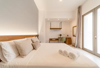 Sarmenti Agriresort has Balcony rooms