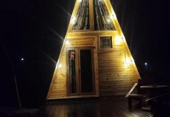 C  b  nu  a La G  l    anu has Balcony rooms