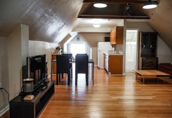 The Lofts at Myrtle has Balcony rooms