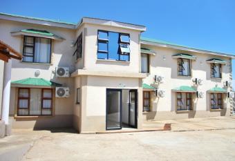 Green Apple Guest House has Balcony rooms