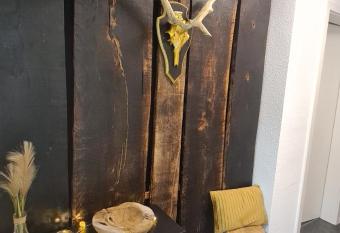 Exklusives und zentrales Wohnen direkt am Marktplatz has Balcony rooms