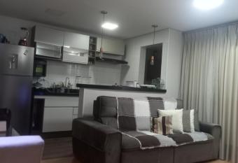 Apartamento bem localizado has Smoking/Balcony rooms