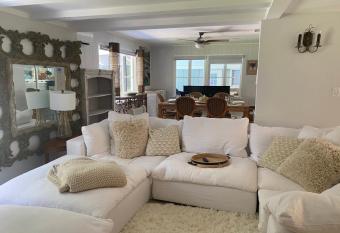 Siesta Key Waterfront Hideaway! Heated Pool has Balcony rooms