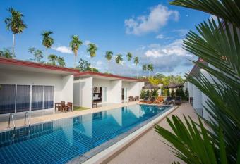 Baan Chong Fa Resort has Balcony rooms