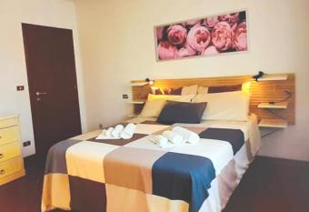 [TERME] CASA IN STILE CLASSICO IN TOSCANA CON TERRAZZO has Balcony rooms